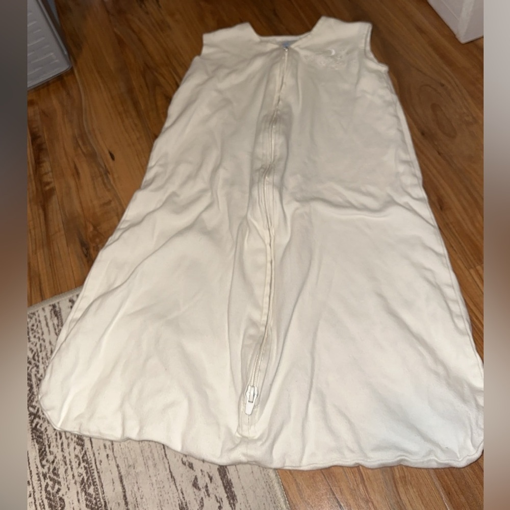 Halo sleep sack (no swaddle/not fleece)